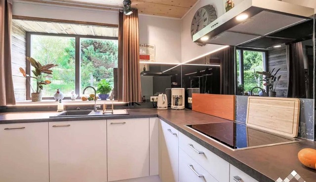 Homerez - House with garden in Léglise - Terrace and Wi-Fi