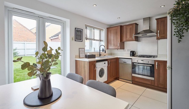 Host & Stay | Polwell Road
