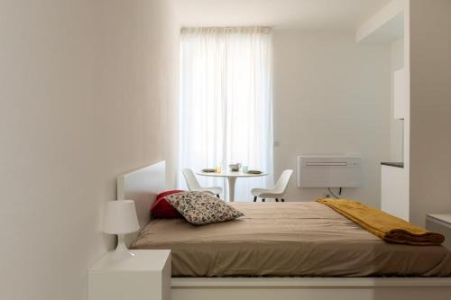 HOST4U - EDOARDO'S HOUSE in Milan City