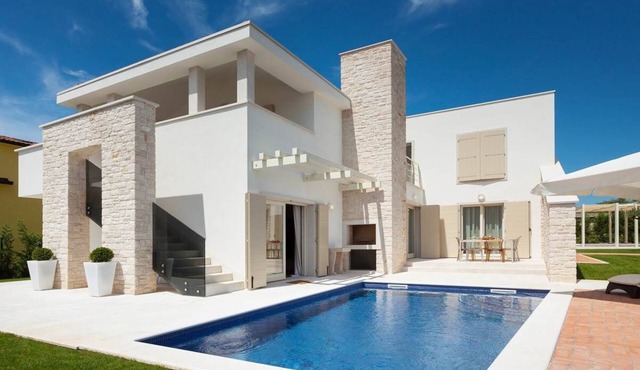 House for 6 guests with 198m² in Vabriga (127128)