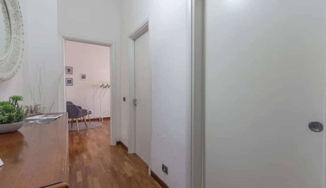 House Romana Center