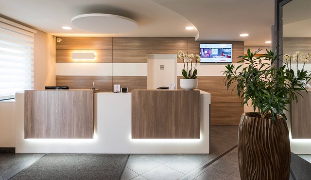 Ibis Styles Charleroi Airport Aero44