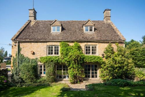 Idyllic Cottage straight out of The Holiday!