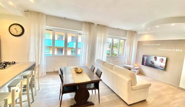 In Modern and Spacious Design, between Bocconi and the City Center of Milan