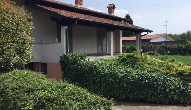 INDEPENDENT VILLA IN THE HEART OF BRIANZA