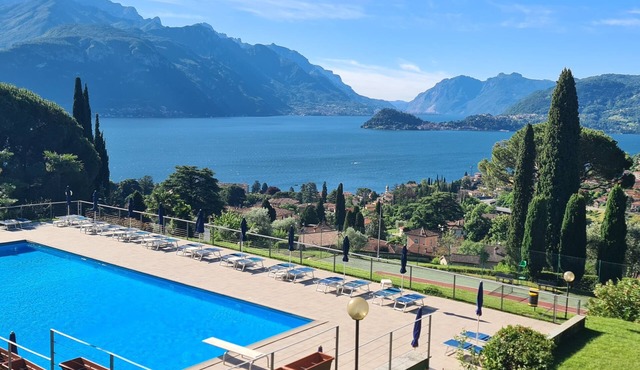 Italian Lake Apartment With Large Swimming Pool, Tennis Court, Lake Views, WiFi