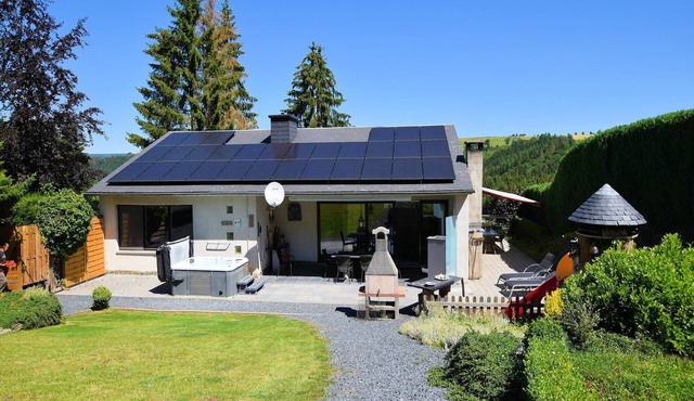 Jacuzzi Retreat, Ardennes