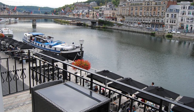 L'Inattendu sur la Croisette Dinant Centre