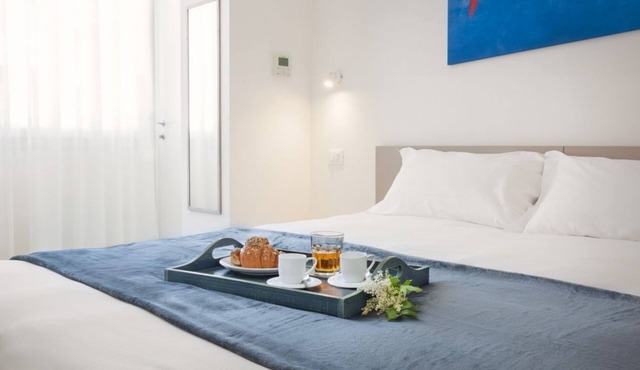 LA ROCCA SUITE - only 100 meters from the lake