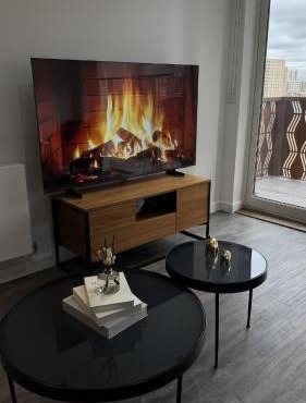 Lake View Apartment - Modern 1-Bed, 6th floor