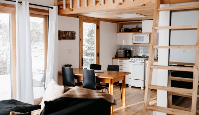Lakefront Tiny Cabin on Crosslake w/Brand New Barrel Sauna