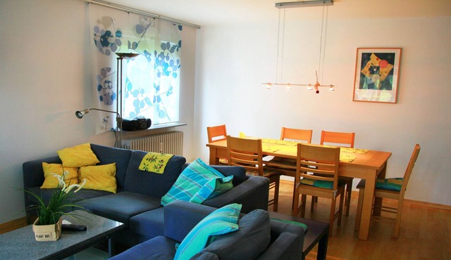 Large apartment, just 3 minutes walk to the lake!