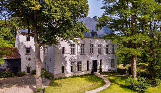 Le Manoir Familial