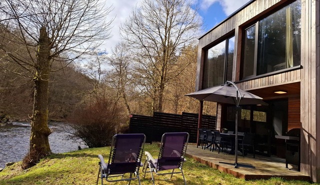 Le vieux pont - Chalet confort au bord de l'eau