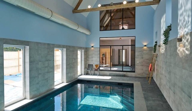 Les Campanes - Gîte for 8 people with indoor pool and sauna