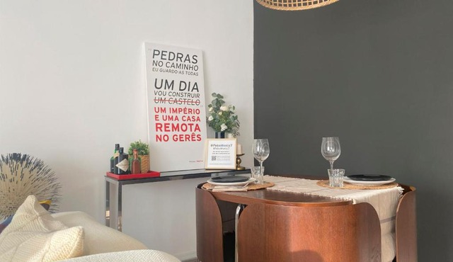 Lisbon, renovated T2 apartment Portas de Benfica