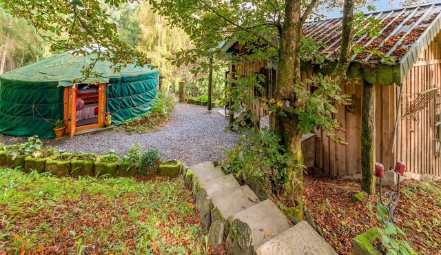 Lively Holiday Home With Garden