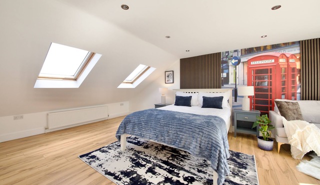 LOFT Studio Flat in North London