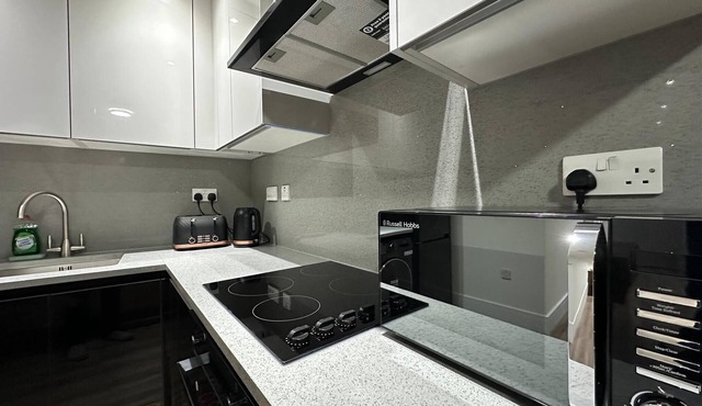 London 1 bed Luxe flat Ilford Beautiful
