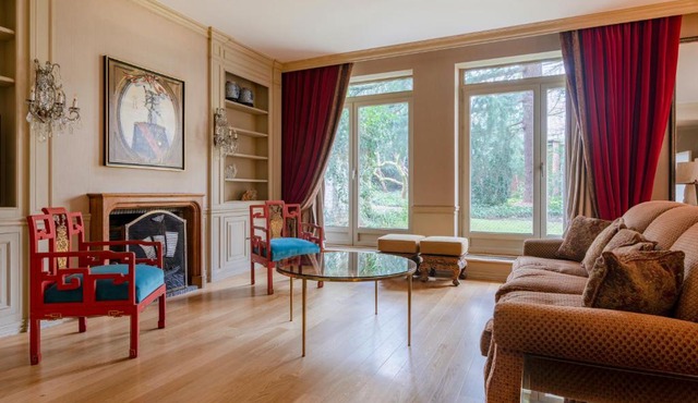 Louise Royal Residence