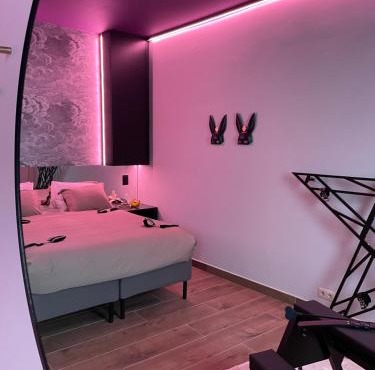 Love room - Intimate Escape