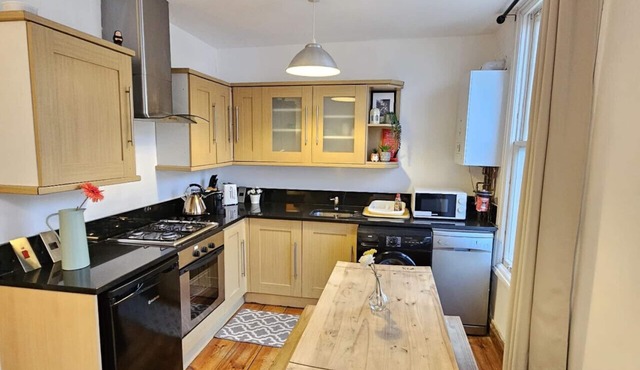 Lovely 1 Bed Apartment near Upper Holloway Station|London