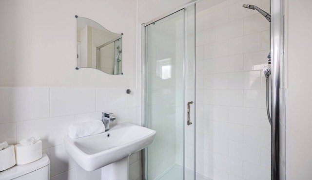 Lovely Triumph House- Perfect location in Milton Keynes