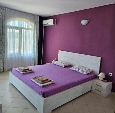 Lozenets Oasis Beach Home Lila