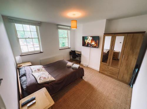 Lush Private Rooms Colindale London