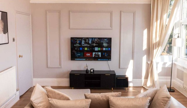 Luxury Apartment in Leicester- Free Parking