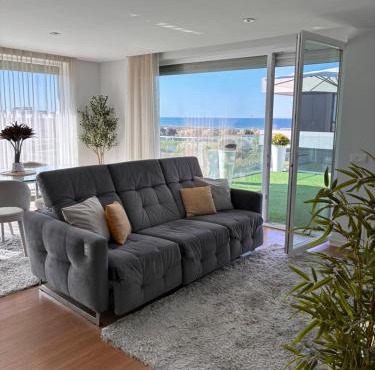 Luxury by the Blue
