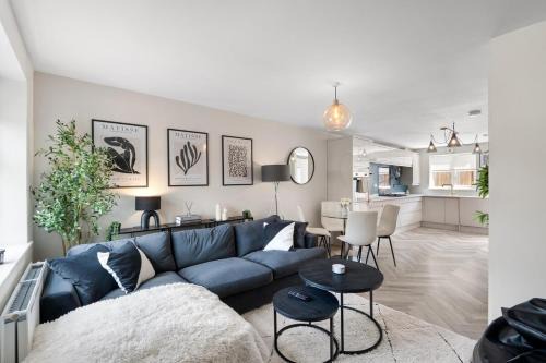 Luxury Hertford Stay, Sleeps 6, Parking for 2 Cars