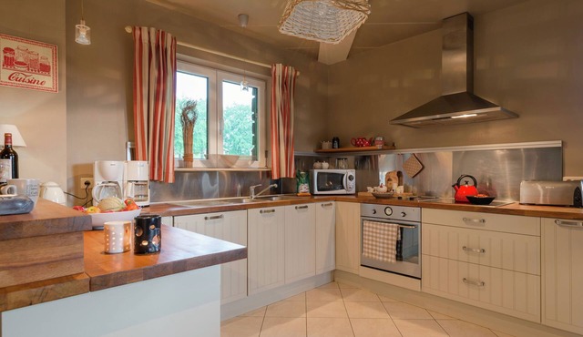 Luxury Holiday Home with Private Garden
