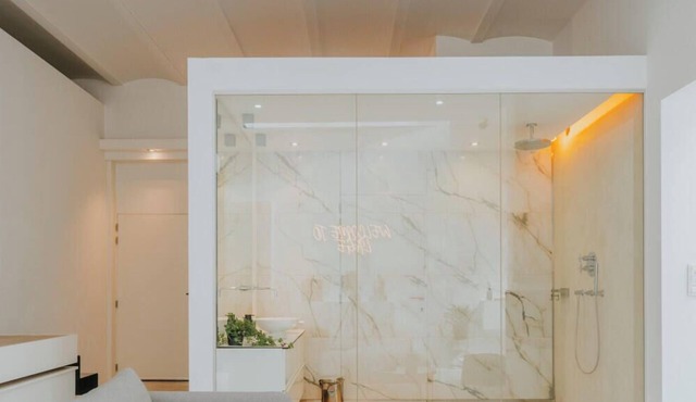 Luxury loft with private parking