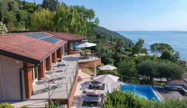 Luxury Villa Vela