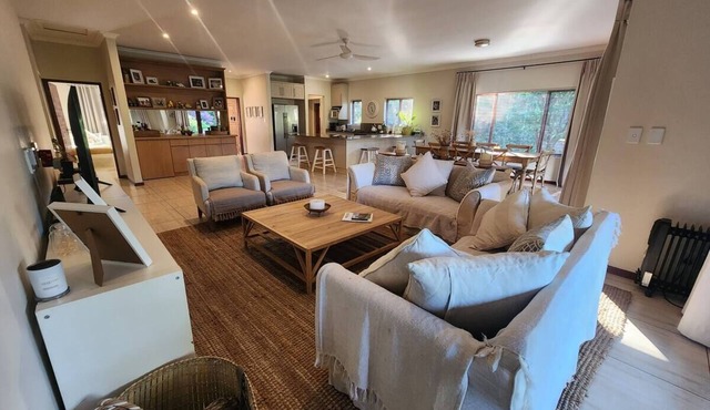 Maclarty House - Golf Estate