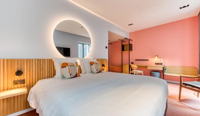 Mah Hotel