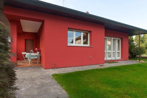 Maison Rouge