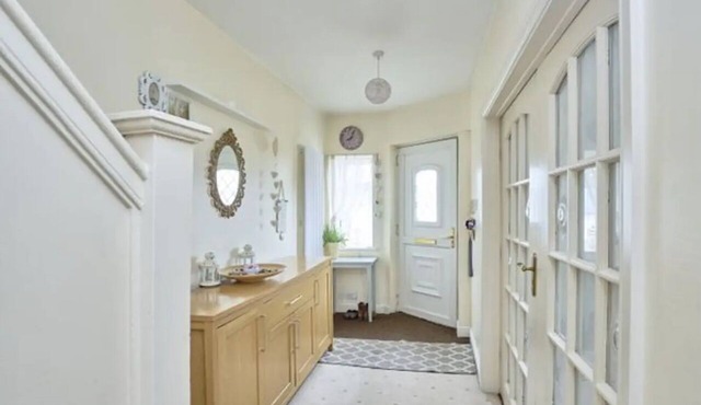 Make Cozy Southgate your London base
