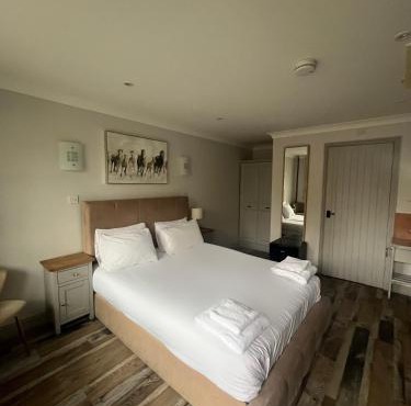 Maple, Country Chalet in Pegsdon