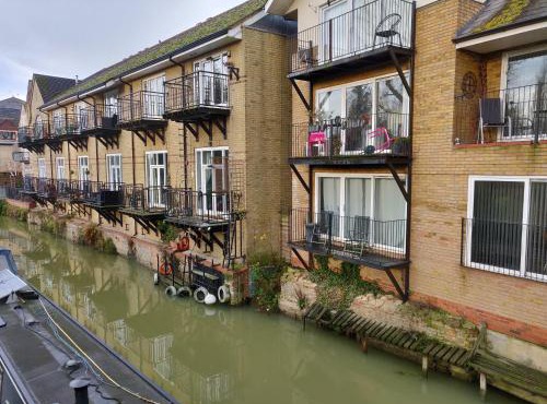 Marina View Penthouse Apt 2BR Parking St Neots Town Centre