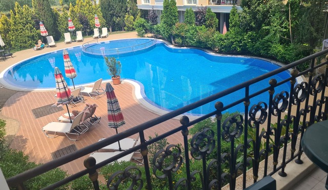 Messembria Palace- 2 bedroom apartment for the whole family