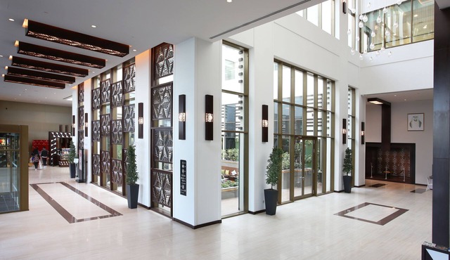 Metropolitan Hotel Dubai