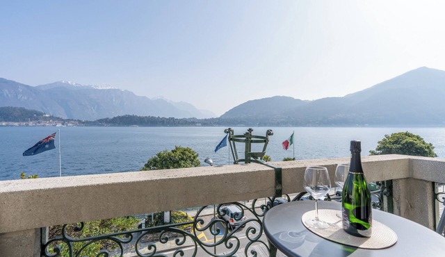 Miraluna – Lake Como View Balcony