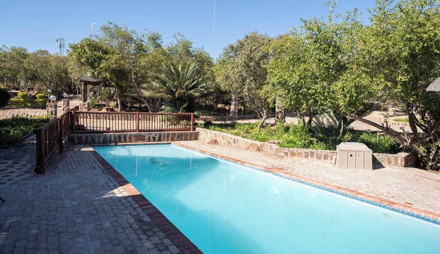 Mmakuba Private Game Lodge, Deluxe Chalet 7C