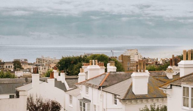 Modern 1 BDR APT Heart of Brighton