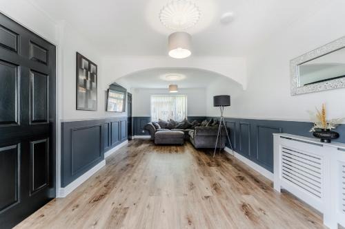 Modern 3 bed House