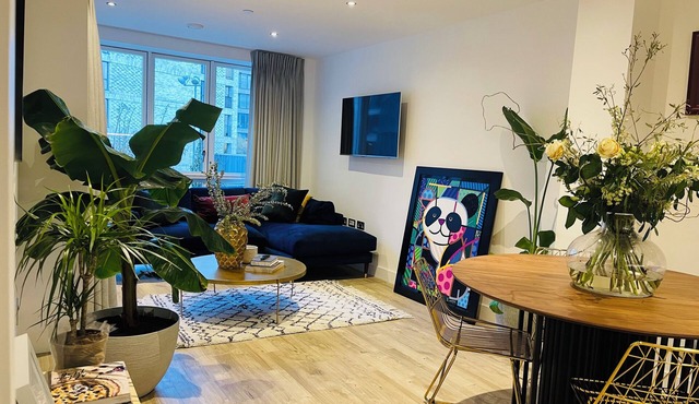 Modern apartment in the heart of London.