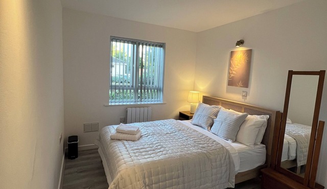 Modern apartment in the vicinity of Heathrow/Windsor/Slough