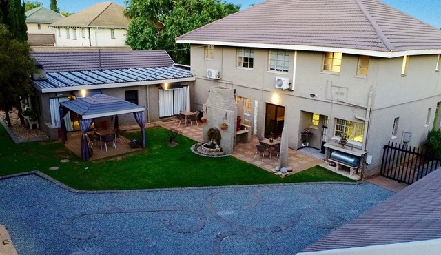 Modern Goldfields Apartments